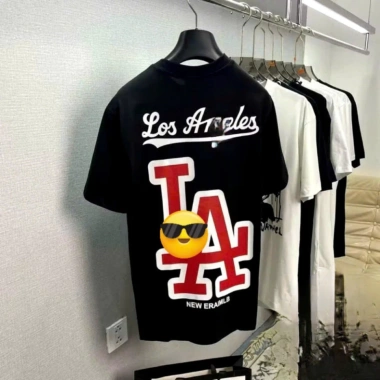 Áo Thun Nam Nữ L.A Đôi Hot Trend - Phong Cách Mới, Giá 64.740₫ Giảm Sốc 2 Áo Thun Nam Nữ L.A Đôi Hot Trend - Phong Cách Mới, Giá 64.740₫ Giảm Sốc 2