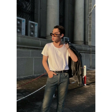 Áo thun nam WSS cổ rộng cotton nhẹ, mềm mại co giãn, slim fit - 175k 8 Áo thun nam WSS cổ rộng cotton nhẹ, mềm mại co giãn, slim fit - 175k 8