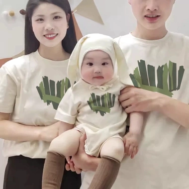 Áo thun Nhà Đăng – Trái tim xanh cotton 100% co giãn, in bền, giảm 23% chỉ 123k 6