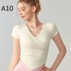 Áo Thun Nữ Cổ V Sẵn Mút Ngực Cotton Thấm Hút Mồ Hôi Co Giãn 4 Chiều - Giá 280k 10