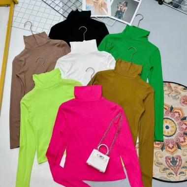 Áo thun nữ dài tay cổ lọ croptop chất tăm, siêu mềm, xinh xinh đẹp, giá ưu đãi, giảm 23% chỉ 130.410₫ 5 Áo thun nữ dài tay cổ lọ croptop chất tăm, siêu mềm, xinh xinh đẹp, giá ưu đãi, giảm 23% chỉ 130.410₫ 5