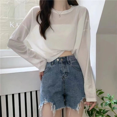 Áo thun nữ mỏng nhẹ băng lụa chống nắng, thoáng mát, phù hợp điều hòa 257.150₫ 6
