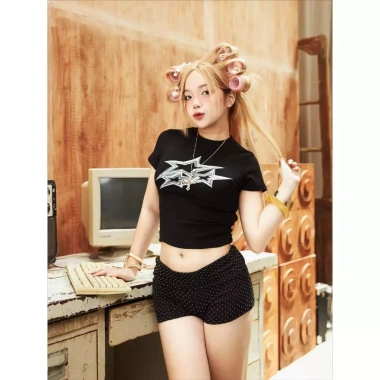 Áo Thun Nữ Ôm Body RTOML Oversize Họa Tiết Ngôi Sao - Vải Mềm Co Giãn, Giá 59,000₫