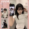 Áo thun ôm body ngắn croptop cộc tay babytee, chữ bạc nổi - Giá 119k (giảm từ 152k)