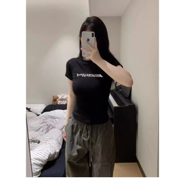 Áo thun ôm body ngắn croptop cộc tay babytee, chữ bạc nổi - Giá 119k (giảm từ 152k) 10 Áo thun ôm body ngắn croptop cộc tay babytee, chữ bạc nổi - Giá 119k (giảm từ 152k) 10