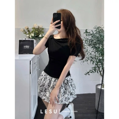 Áo Thun Tăm Cổ Lệch Kiểu Nhún Eo Tay Ngắn - Giá 213.000 VNĐ, Giảm Giá Sốc 11 Áo Thun Tăm Cổ Lệch Kiểu Nhún Eo Tay Ngắn - Giá 213.000 VNĐ, Giảm Giá Sốc 11