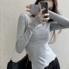 Áo Thun Tăm Viền Sóng Dài Tay Dáng Ôm Xẻ Tà Phong Cách Hàn Quốc, Giá Chỉ 82.800₫ 7
