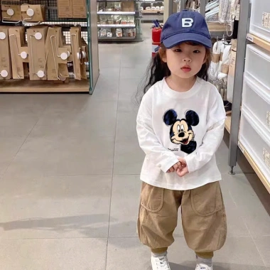 Áo thun tay dài bé gái ELIOKIDS cotton mềm, mùa thu đông 7-30kg chỉ 99.000 VND Áo thun tay dài bé gái ELIOKIDS cotton mềm, mùa thu đông 7-30kg chỉ 99.000 VND