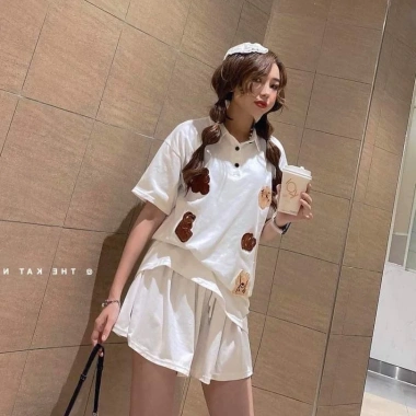 Áo thun unisex cổ bẻ Gấu nâu thêu - giảm giá 20%, chỉ 124.200₫