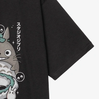 Áo thun unisex Ghibli Magical Beings Oversized 100% cotton ngắn tay - Giá 220.000đ 3 Áo thun unisex Ghibli Magical Beings Oversized 100% cotton ngắn tay - Giá 220.000đ 3