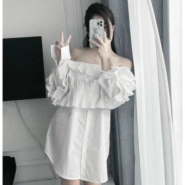Áo trễ vai khuy nhiều tầng fom thụng – Thiết kế sang trọng, giá chỉ 138.000đ