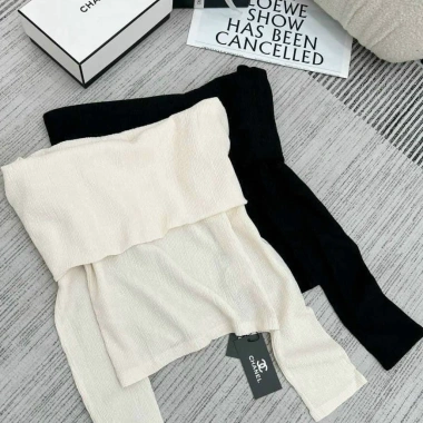 Áo trễ vai ngang xốp nhũ hở kiểu mới - Siêu nhẹ, sexy, giảm giá 96.600đ (Giá gốc 122.682đ)