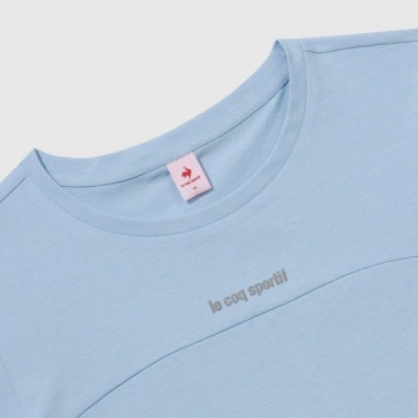 Áo T‑shirt nữ Le Coq Sportif QQ322ORS82 – Thiết kế trẻ trung thoáng mát, chỉ 971.800₫ 7 Áo T‑shirt nữ Le Coq Sportif QQ322ORS82 – Thiết kế trẻ trung thoáng mát, chỉ 971.800₫ 7