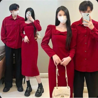 Áo váy đôi đỏ Tết Noel form dài nơ ngực tay dài lịch sự - FOREVER COUPLE - Tiệm Đồ Đôi 330k 2 Áo váy đôi đỏ Tết Noel form dài nơ ngực tay dài lịch sự - FOREVER COUPLE - Tiệm Đồ Đôi 330k 2