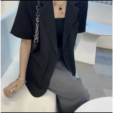 Áo vest blazer cộc tay Bảo Khánh dáng suông 2 cúc xẻ lưng, hàng 1 lớp - Giá 225.000₫