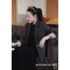 Áo vest blazer nữ Hàn Quốc, túi nắp 2 lớp, tay gập, phối màu 3 khuy, giá 279.000 VND 7