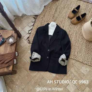 Áo vest blazer nữ Hàn Quốc, túi nắp 2 lớp, tay gập, phối màu 3 khuy, giá 279.000 VND 10 Áo vest blazer nữ Hàn Quốc, túi nắp 2 lớp, tay gập, phối màu 3 khuy, giá 279.000 VND 10