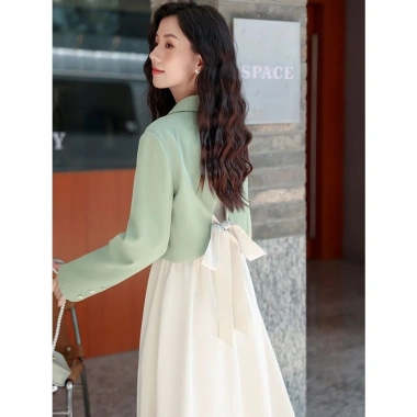 Áo Vest Blazer Nữ Màu Xanh 2 Cúc Thắt Nơ Sau - Hot 2.024, Miễn Ship, Giá 319k