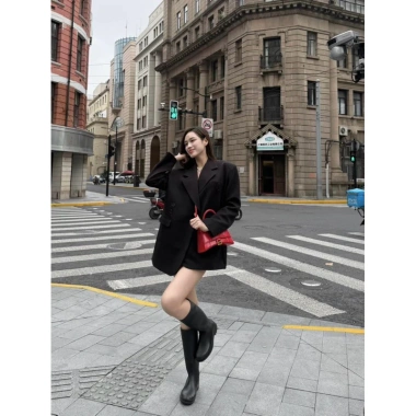 Áo vest dáng xuông Cateline EM Design, cổ vest sang chảnh thanh lịch, giảm giá 22% chỉ 559.000₫ 7