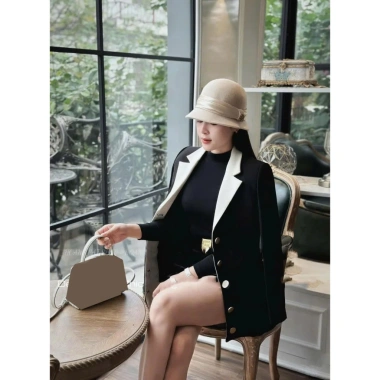 Áo Vest Đen Cổ Trắng Khuy Vàng Công Sở Yame19 - Giá Gốc 516k Giảm Đến 430k 2