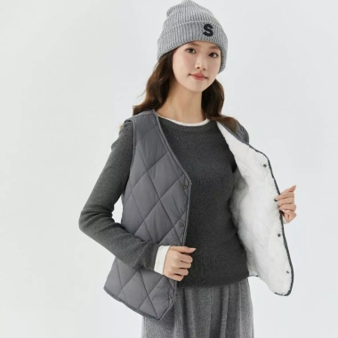 Áo vest gile nữ VAA539 siêu nhẹ, mềm mại, ấm áp, áo phao trần bông, giá 232.200₫ 7