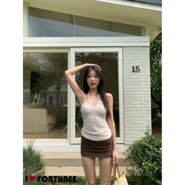 Áo vest không tay mùa hè kiểu Mỹ cho nữ, buộc tay handmade, cổ yếm sexy, ôm sát 3 Áo vest không tay mùa hè kiểu Mỹ cho nữ, buộc tay handmade, cổ yếm sexy, ôm sát 3