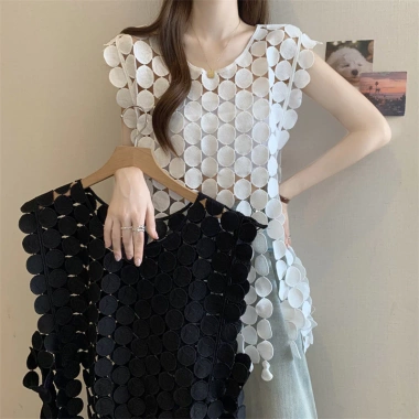 Áo Vest Mùa Hè 2.025 Thiết Kế Tua Rua Không Đều Cổ Tròn Không Tay Giá chỉ 338.227 VND
