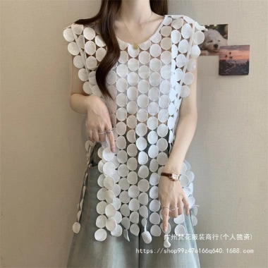 Áo Vest Mùa Hè 2.025 Thiết Kế Tua Rua Không Đều Cổ Tròn Không Tay Giá chỉ 338.227 VND