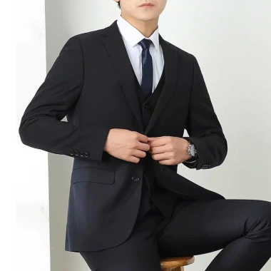 Áo vest nam 2 cúc form chuẩn Veratino, đệm vai đệm ngực, giá 631.800₫ 3