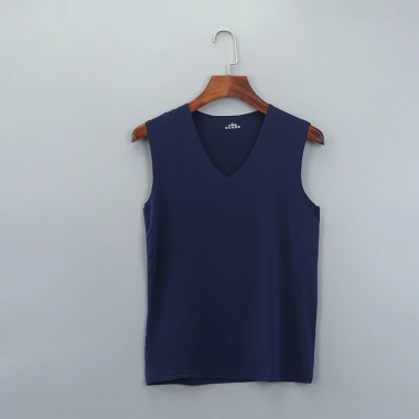 Áo vest nam không đường may lụa băng mùa hè – không tay, vai rộng, cổ V, nhanh khô, màu đơn giản 14 Áo vest nam không đường may lụa băng mùa hè – không tay, vai rộng, cổ V, nhanh khô, màu đơn giản 14