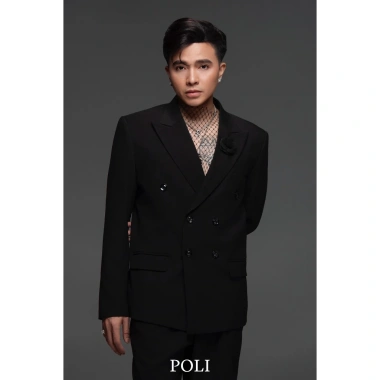 Áo Vest nam POLI đen 6 nút sang trọng – Giảm giá sâu, chỉ 680.000₫
