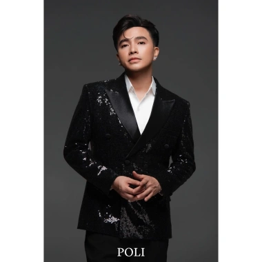 Áo vest nam POLI kim sa lấp lánh sang trọng, giá ưu đãi 1.720.000đ