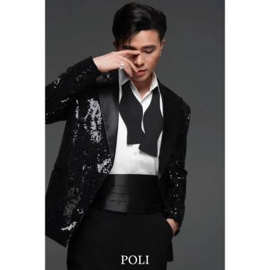 Áo vest nam POLI kim sa lấp lánh sang trọng, giá ưu đãi 1.720.000đ