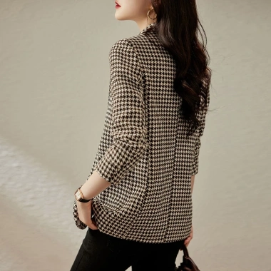 Áo vest nữ kẻ caro chim 2.025 - Form ôm, phong cách Hàn sang trọng, 660.357 VND 3 Áo vest nữ kẻ caro chim 2.025 - Form ôm, phong cách Hàn sang trọng, 660.357 VND 3