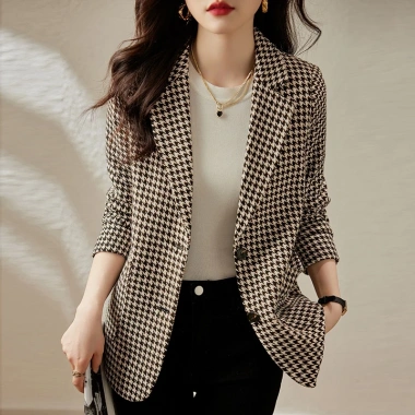 Áo vest nữ kẻ caro chim 2.025 - Form ôm, phong cách Hàn sang trọng, 660.357 VND 6 Áo vest nữ kẻ caro chim 2.025 - Form ôm, phong cách Hàn sang trọng, 660.357 VND 6