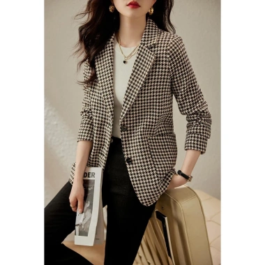 Áo vest nữ kẻ caro chim 2.025 - Form ôm, phong cách Hàn sang trọng, 660.357 VND 7 Áo vest nữ kẻ caro chim 2.025 - Form ôm, phong cách Hàn sang trọng, 660.357 VND 7