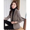 Áo vest nữ màu cà phê kẻ caro nhỏ retro, form ôm đa dụng, sang trọng, giá 682.357 VND 4