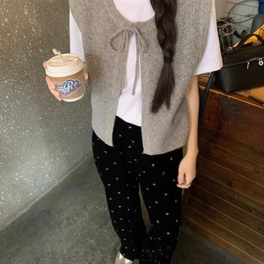 Áo Vest Nữ Màu Xám Ren Thiết Kế Niche Dệt Kim - Phong Cách Mùa Xuân Hè, Cardigan Không Tay, Giá Ưu Đãi 134k