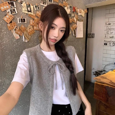Áo Vest Nữ Màu Xám Ren Thiết Kế Niche Dệt Kim - Phong Cách Mùa Xuân Hè, Cardigan Không Tay, Giá Ưu Đãi 134k