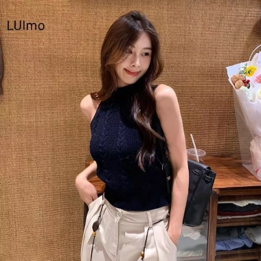 Áo Vest Nữ Slim Fit Co Giãn Dây Cổ Dệt Kim SBS - Thời Trang, Giá Ưu Đãi 137K 9 Áo Vest Nữ Slim Fit Co Giãn Dây Cổ Dệt Kim SBS - Thời Trang, Giá Ưu Đãi 137K 9