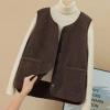 Áo vest nữ thời trang ấm áp, phù hợp đi ngoài – Giá ưu đãi 151,200₫ 7