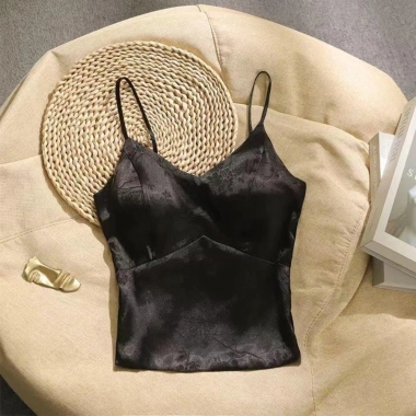Áo Vest Satin Trung Hoa Spice Girl Mùa Hè Lưng Sling Lót Ngực Mỏng Top Ngắn Giá 99.036₫ 10 Áo Vest Satin Trung Hoa Spice Girl Mùa Hè Lưng Sling Lót Ngực Mỏng Top Ngắn Giá 99.036₫ 10