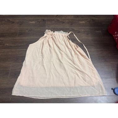 Áo voan cổ yếm nude M L giảm giá 20.000 - 2hand thời trang nữ thanh lịch, nhẹ dịu 2 Áo voan cổ yếm nude M L giảm giá 20.000 - 2hand thời trang nữ thanh lịch, nhẹ dịu 2