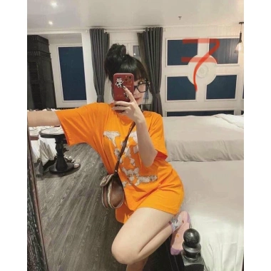 Áp phông phom rộng chất lượng cao - Thiết kế thời trang, giá chỉ 99.000 VND, ưu đãi hấp dẫn 8 Áp phông phom rộng chất lượng cao - Thiết kế thời trang, giá chỉ 99.000 VND, ưu đãi hấp dẫn 8