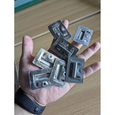 Bách lắp vách nhựa giá rẻ 15.000₫ - Độ bền cao, lắp nhanh, khuyến mãi đặc biệt