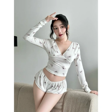 Ballet Set bộ mặc nhà tay dài, quần xoè ngắn gợi cảm - Giá 180.000đ 9 Ballet Set bộ mặc nhà tay dài, quần xoè ngắn gợi cảm - Giá 180.000đ 9