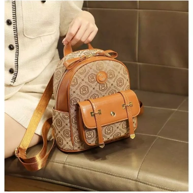 Balo Da Cao Cấp Nữ Size 25cm - Thời Trang Sang Trọng, Giá 799.000đ Giảm 17% 5 Balo Da Cao Cấp Nữ Size 25cm - Thời Trang Sang Trọng, Giá 799.000đ Giảm 17% 5