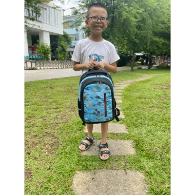 Balo Đi Học Bé Trai Tiểu Học Họa Tiết Khủng Long Siêu Nhẹ 39x29x16cm Giá Ưu Đãi 189k