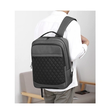 Balo laptop BEE GEE BLLT5.608 hiện đại, đa ngăn bảo vệ, giảm 23% chỉ 385.000₫ 4
