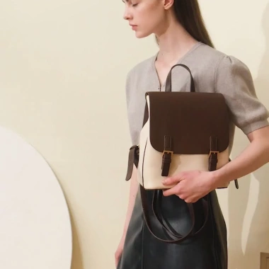 Balo Nữ Da Thật Cao Cấp Ladysam Nắp Gập Vintage Size 23 Giảm Giá 995k - Phong Cách Trẻ Trung 4 Balo Nữ Da Thật Cao Cấp Ladysam Nắp Gập Vintage Size 23 Giảm Giá 995k - Phong Cách Trẻ Trung 4